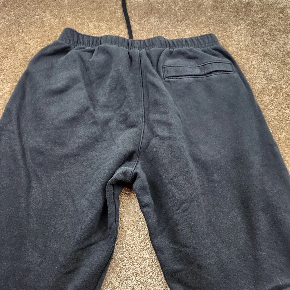 Nike Black Sweatpants Men's Casual Lounge Activewear Joggers - Picture 6 of 7